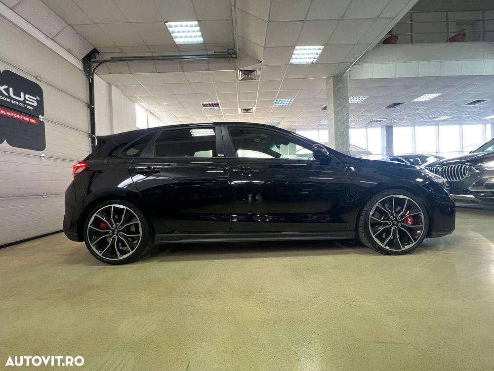 Hyundai i30 2.0 T-GDI N Performance - 8