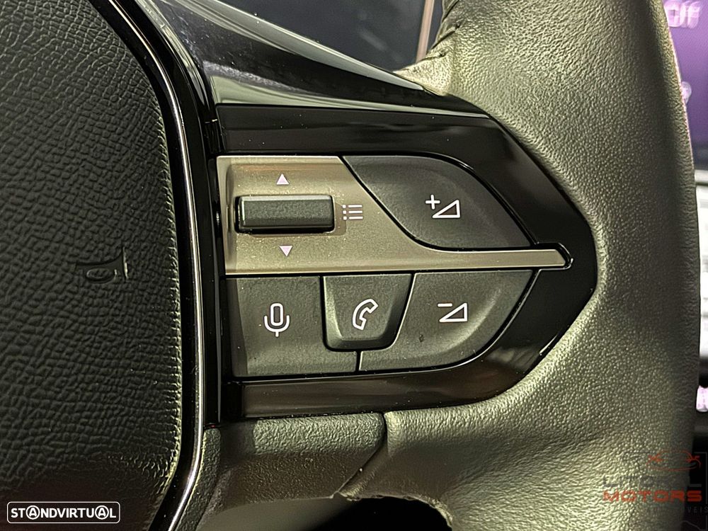 Peugeot 308 1.2 PureTech Active - 24