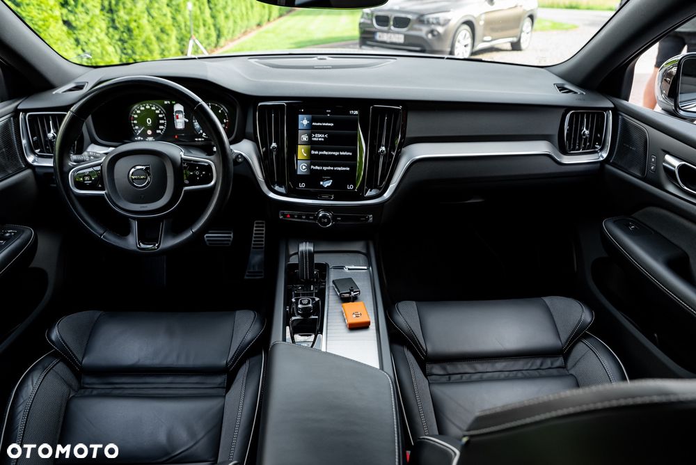 Volvo V60 B4 D Geartronic RDesign - 28