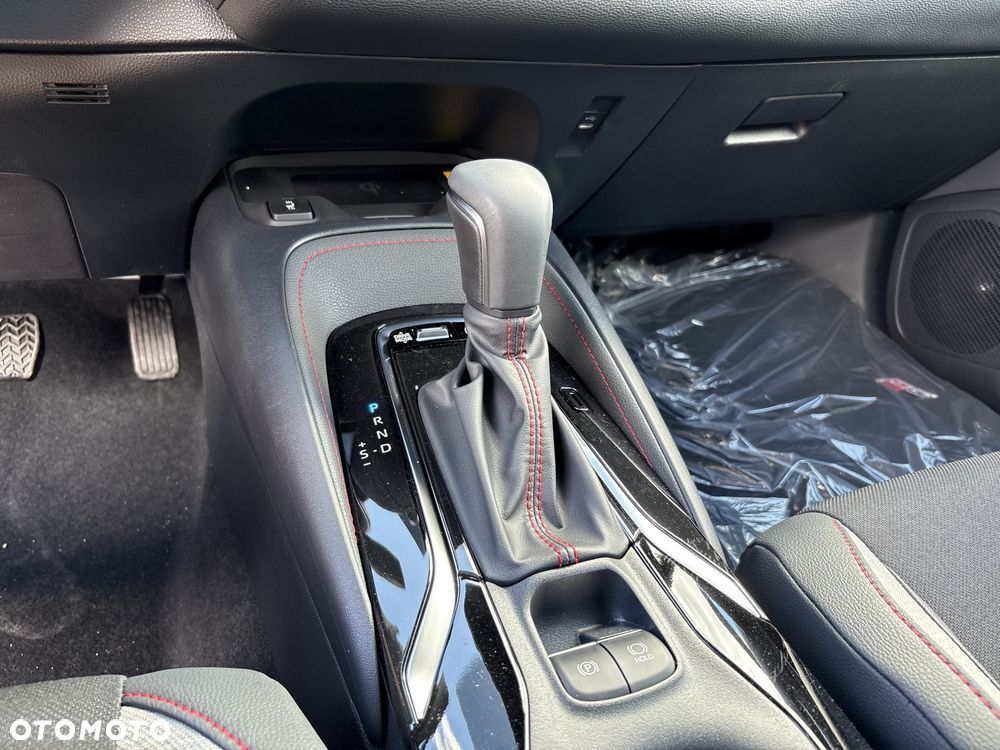 Toyota Corolla 2.0 Hybrid GR Sport - 17