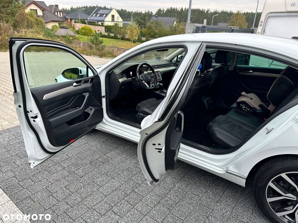 Volkswagen Passat 1.5 TSI EVO Elegance DSG - 19