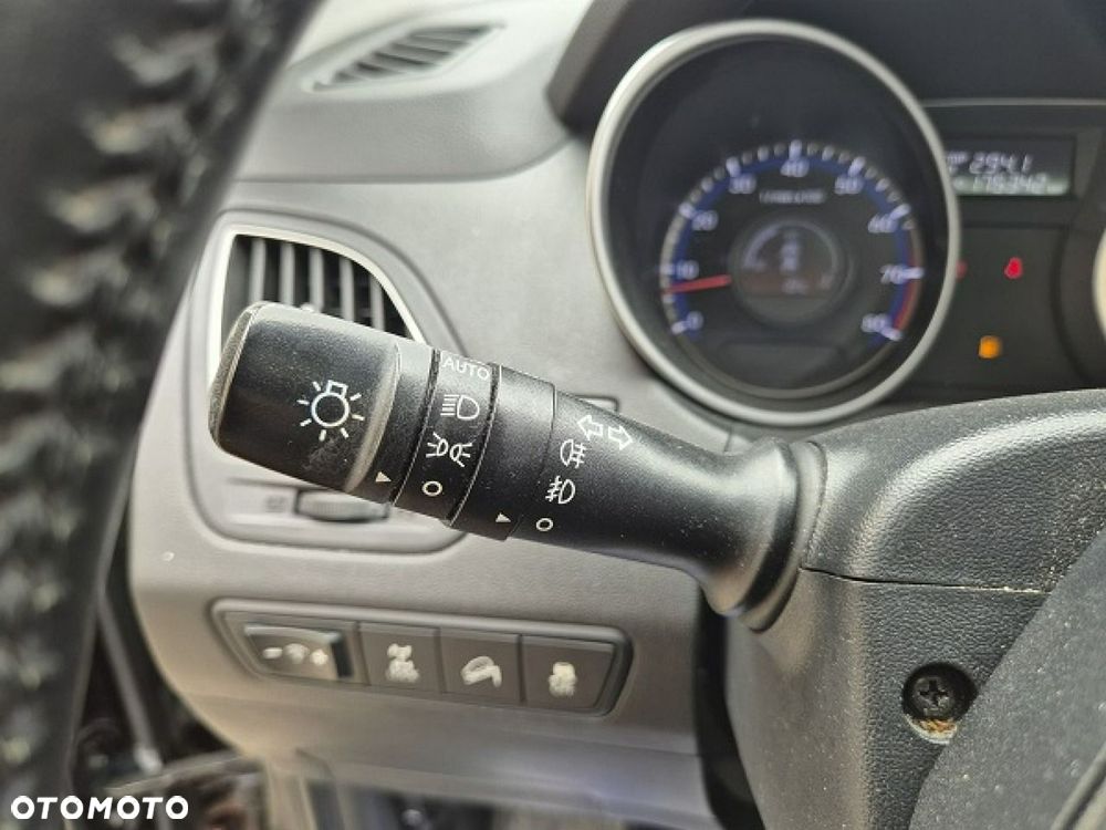 Hyundai ix35 2.0 4WD Automatik Style - 28
