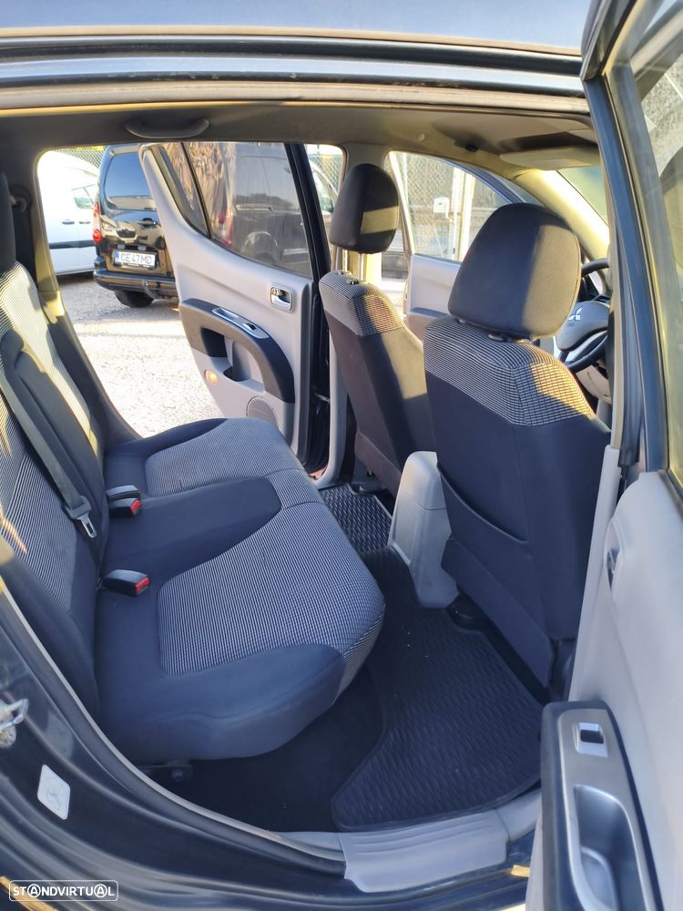 Mitsubishi L200 Pick Up 4x4 Inform Cabine Dupla - 9