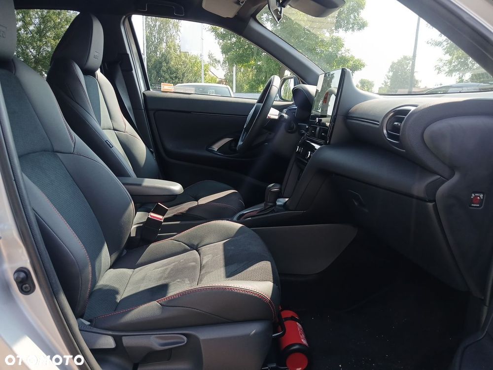 Toyota Yaris Cross Hybrid 1.5 GR Sport - 10