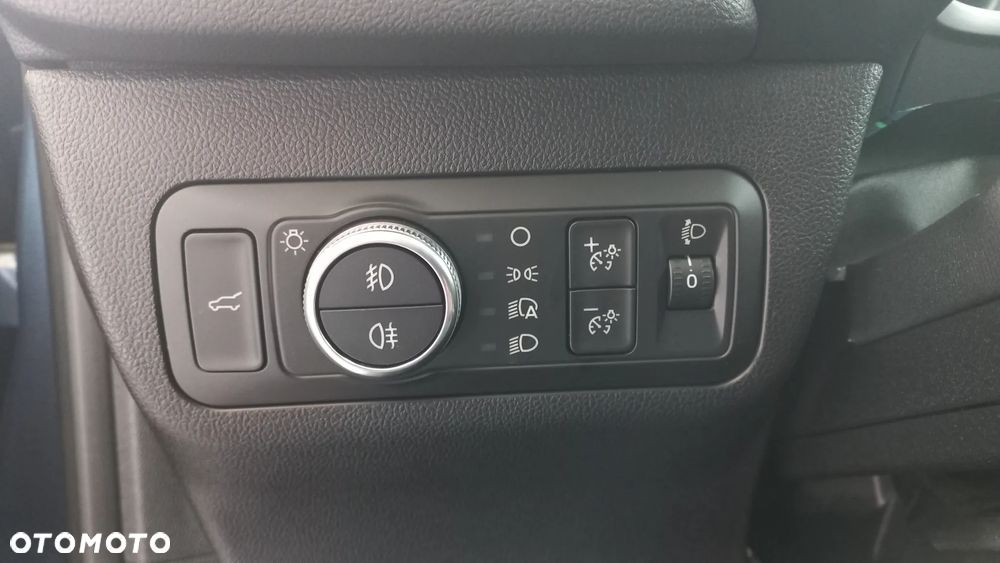 Ford Kuga 2.5 FHEV FWD Titanium X - 13