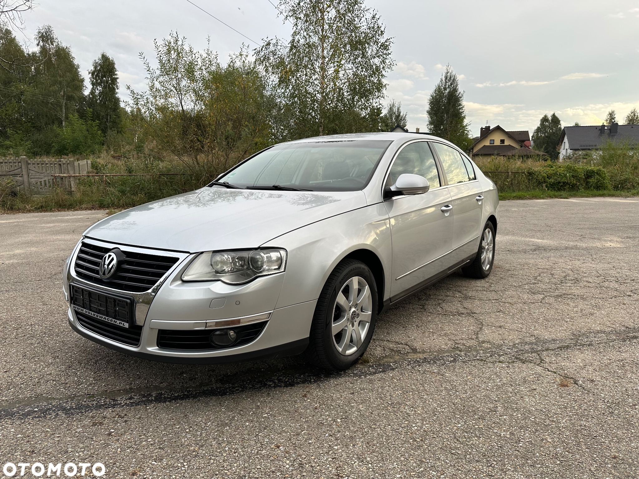 Volkswagen Passat 1.6 FSI Sportline - 3