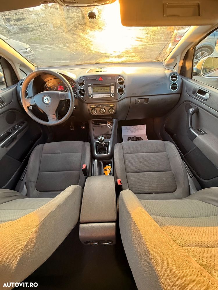 Volkswagen Golf Plus 1.9 TDI Comfortline - 6