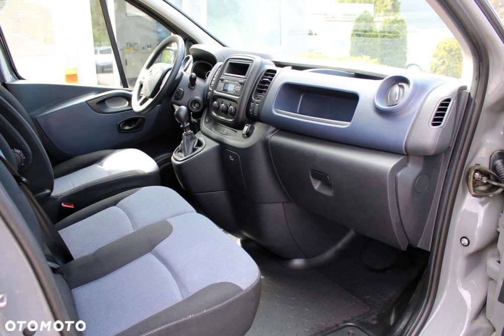 Opel Vivaro - 15