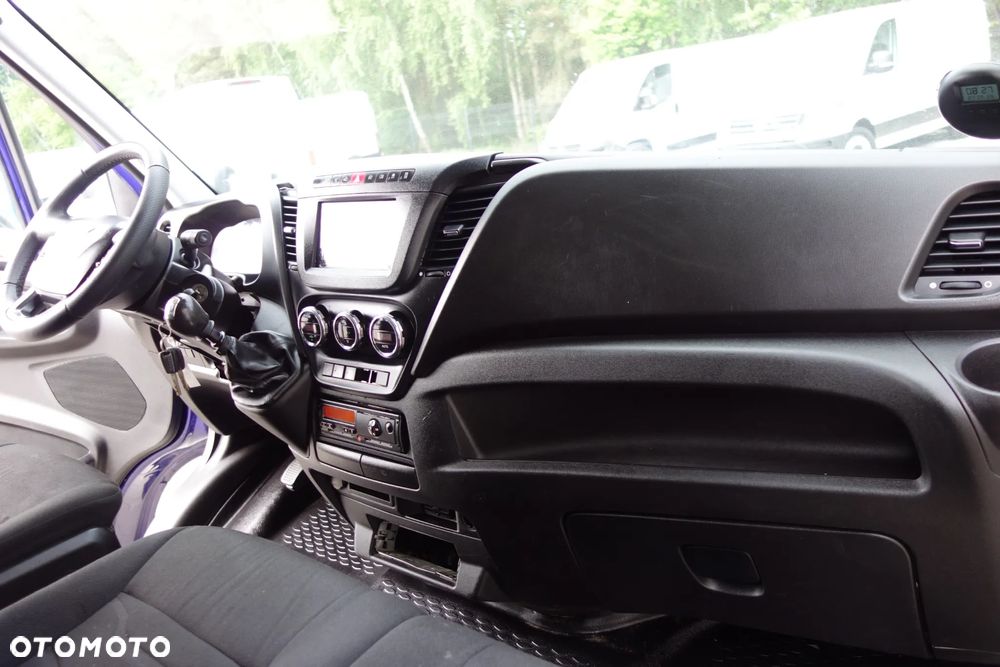 Iveco Daily 3.0 HPI 35S21  L2H2 Klima Webasto - 19