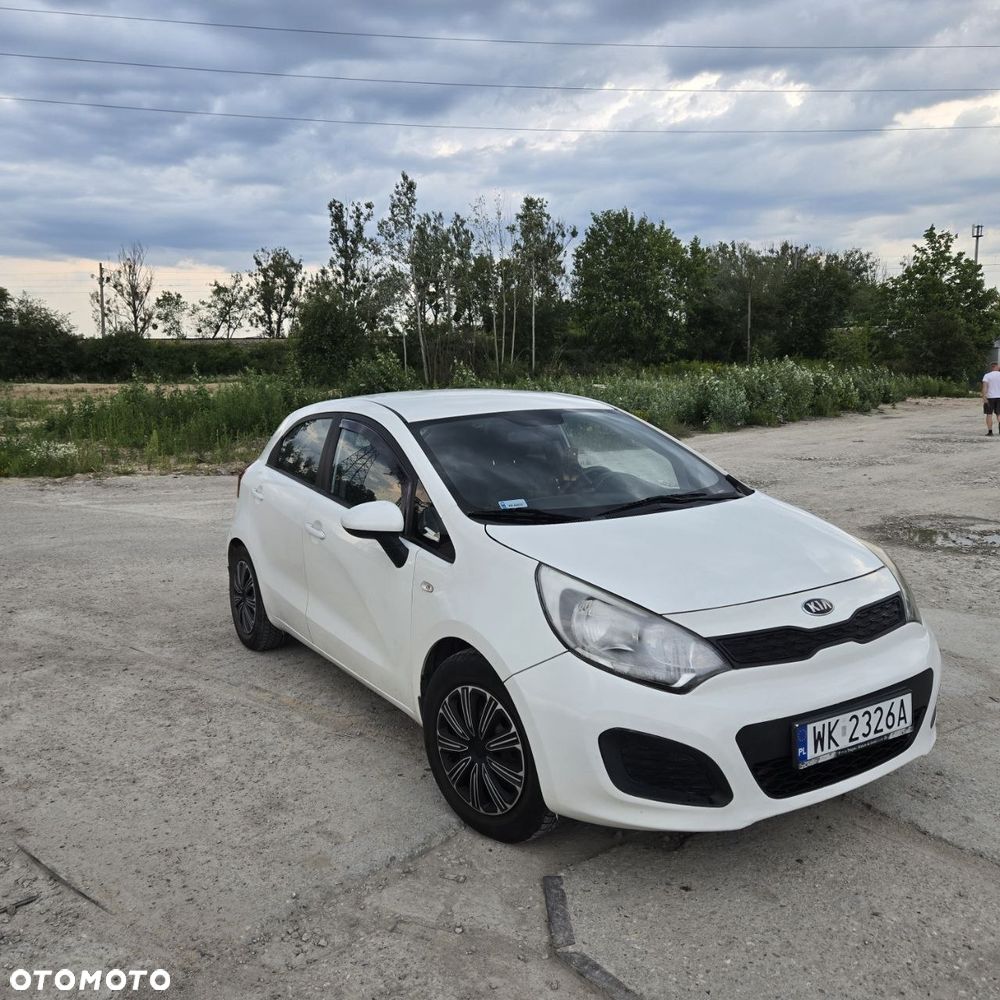 Kia Rio 1.1 crdi M - 2