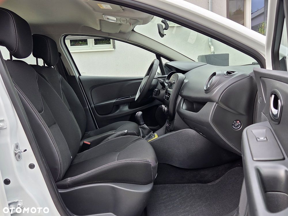 Renault Clio 1.2 16V Life EU6 - 8
