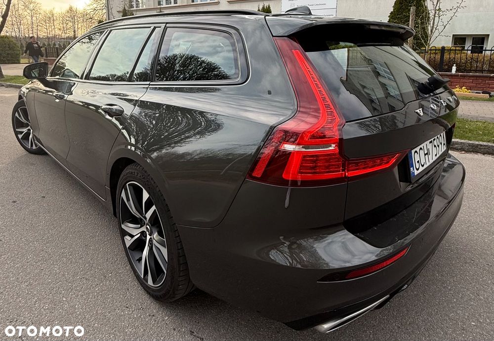Volvo V60 B4 D Geartronic RDesign - 32