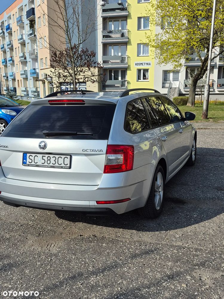 Skoda Octavia 1.6 TDI Business - 4