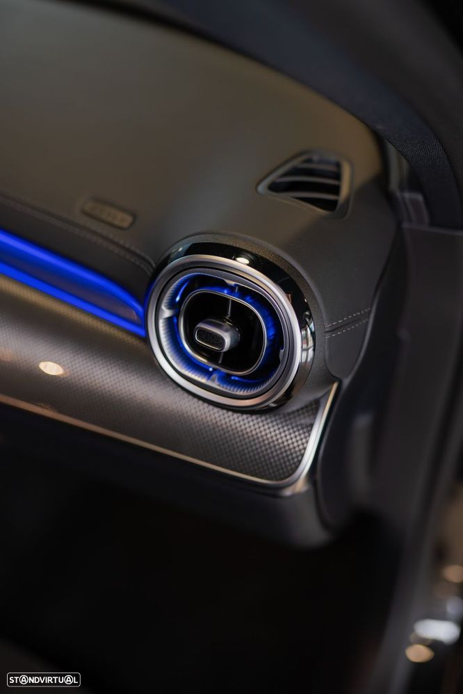 Mercedes-Benz C 300 e AMG Line - 31