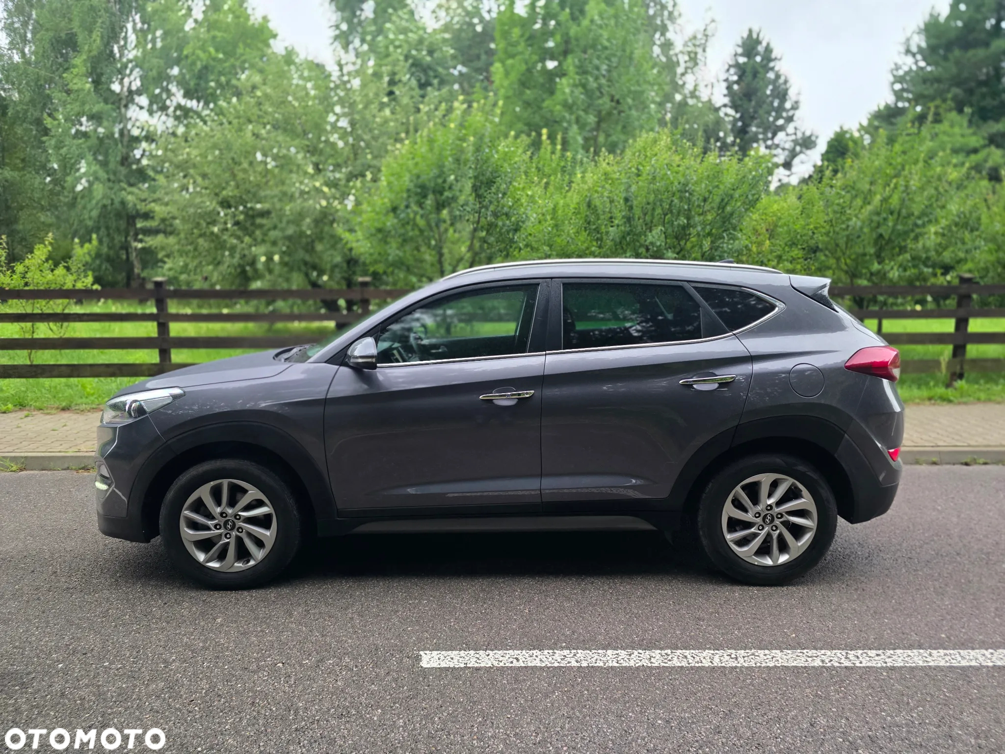 Hyundai Tucson 1.7 CRDI BlueDrive Style 2WD - 17