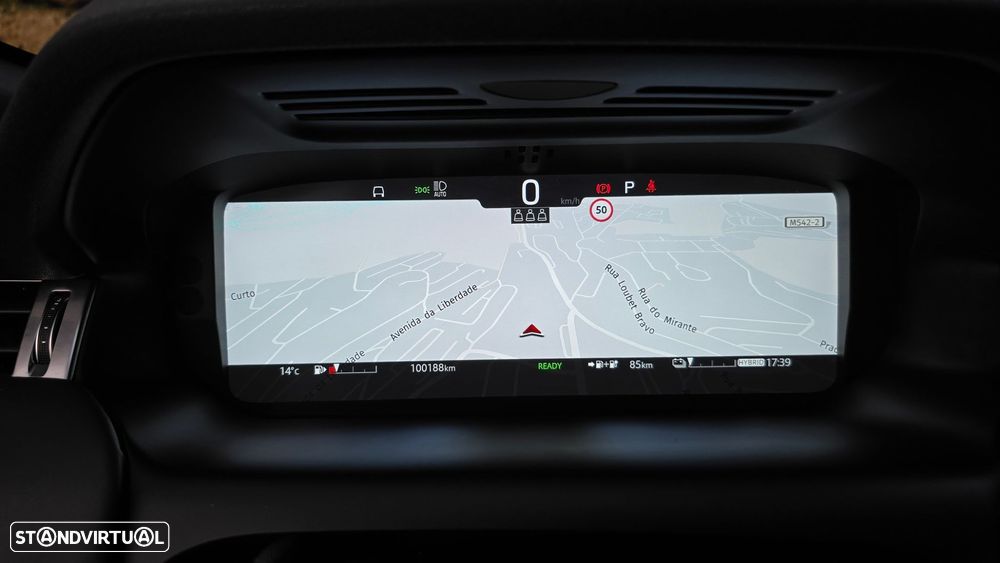 Land Rover Discovery Sport - 22