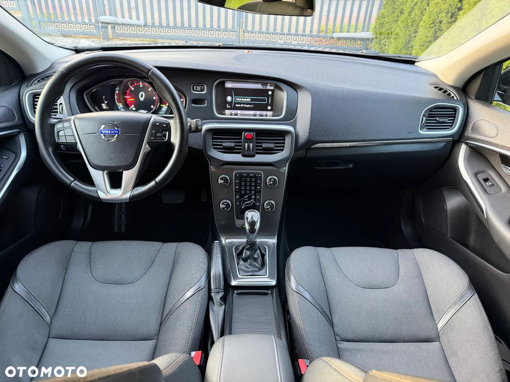 Volvo V40 Cross Country 2013