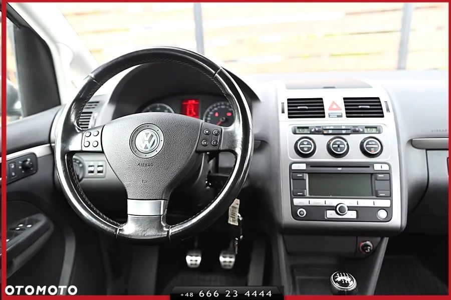 Volkswagen Touran 1.4 TSI United - 22