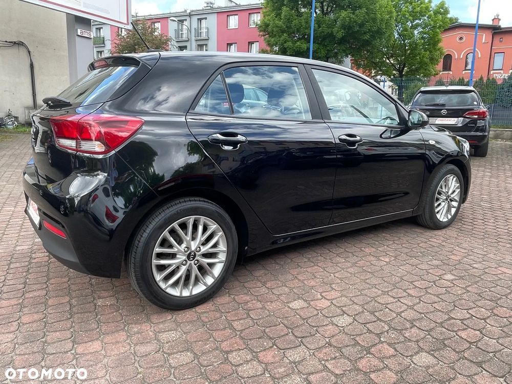 Kia Rio 1.2 Business Line - 6