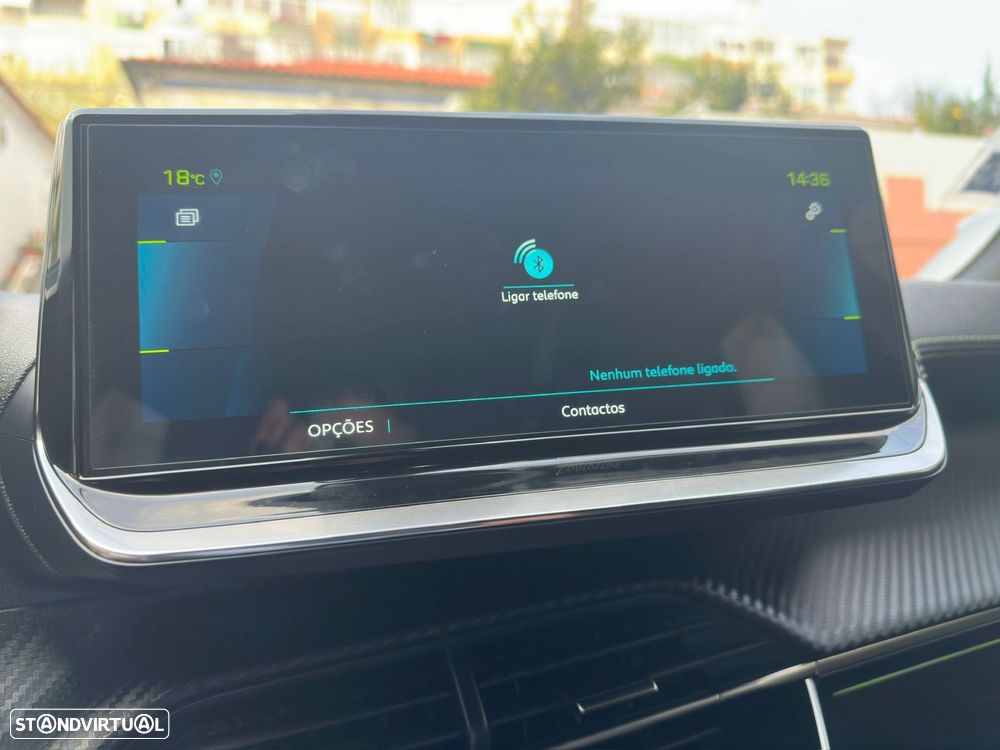 Peugeot e-2008 50 kWh GT - 21