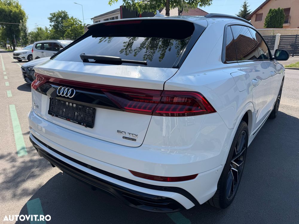 Audi Q8 - 9