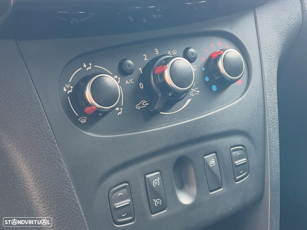 Dacia Sandero 0.9 TCe SL Stepway of Life - 18