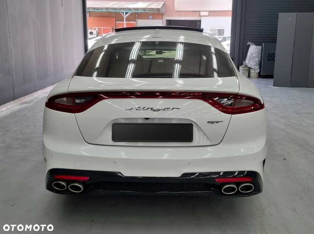 Kia Stinger 2.0 T-GDI GT Line - 5