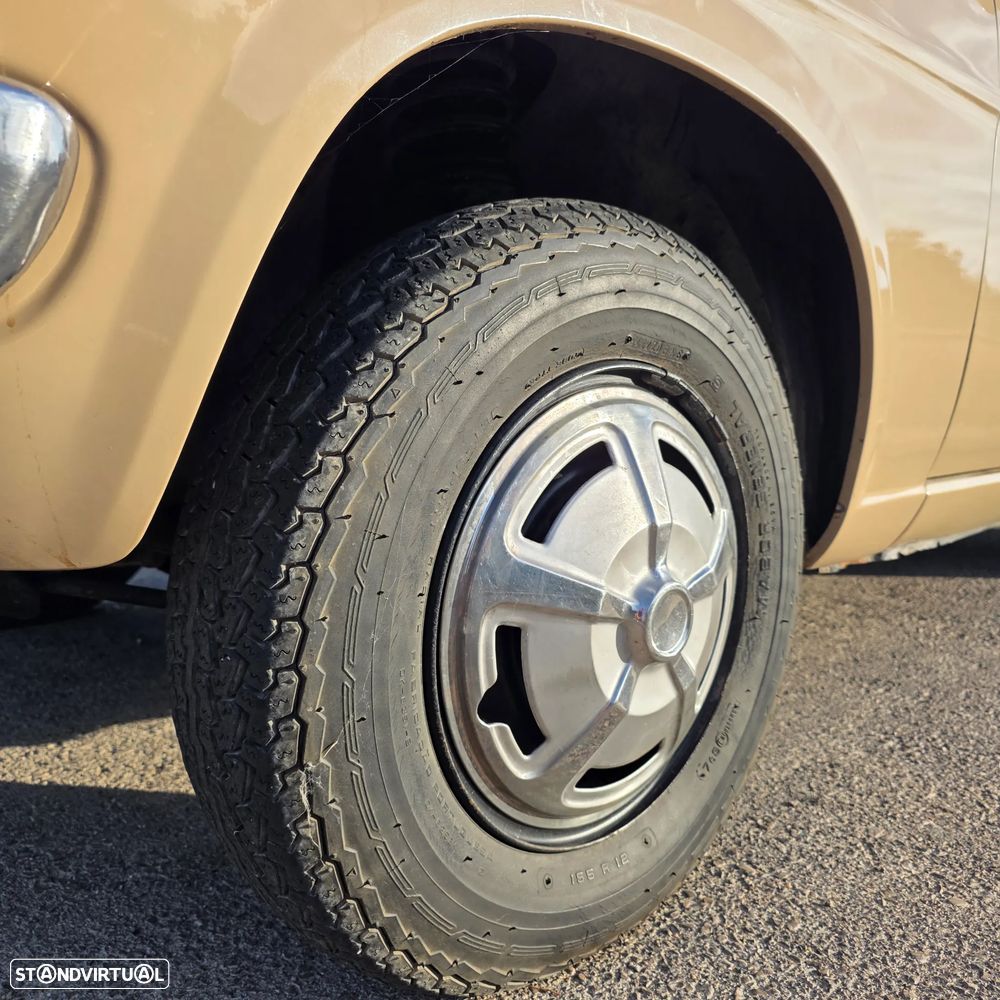 Datsun 1200 - 8