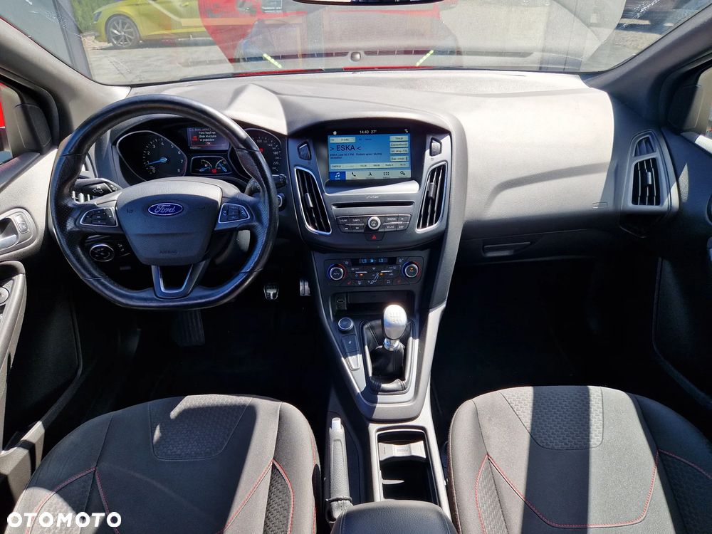 Ford Focus 1.0 EcoBoost ST-Line Red ASS - 14