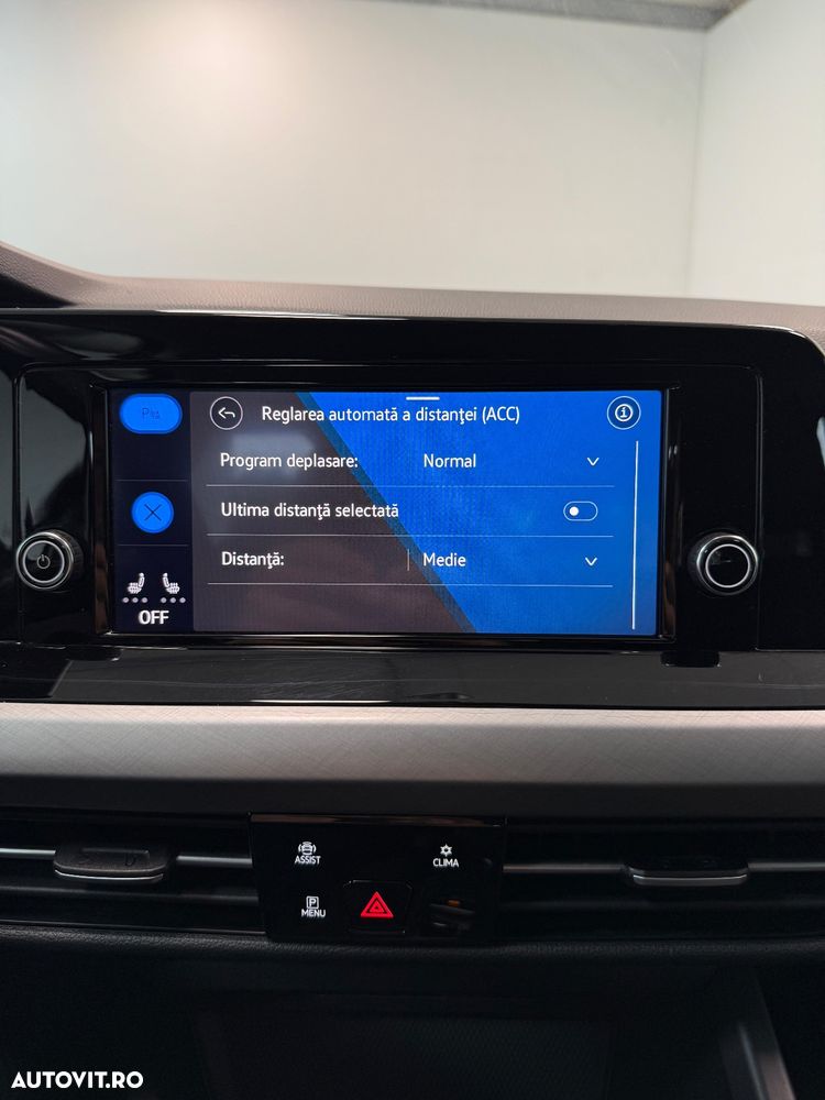 Volkswagen Golf 1.0 eTSI DSG MHEV Life - 17