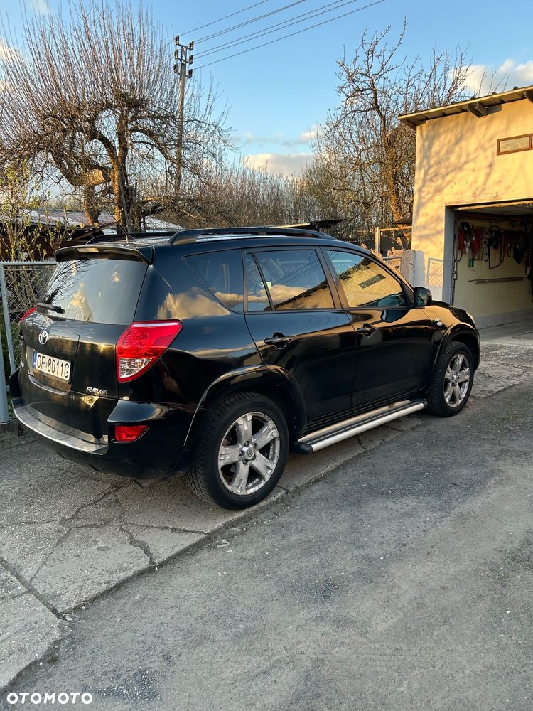 Toyota RAV4 - 5