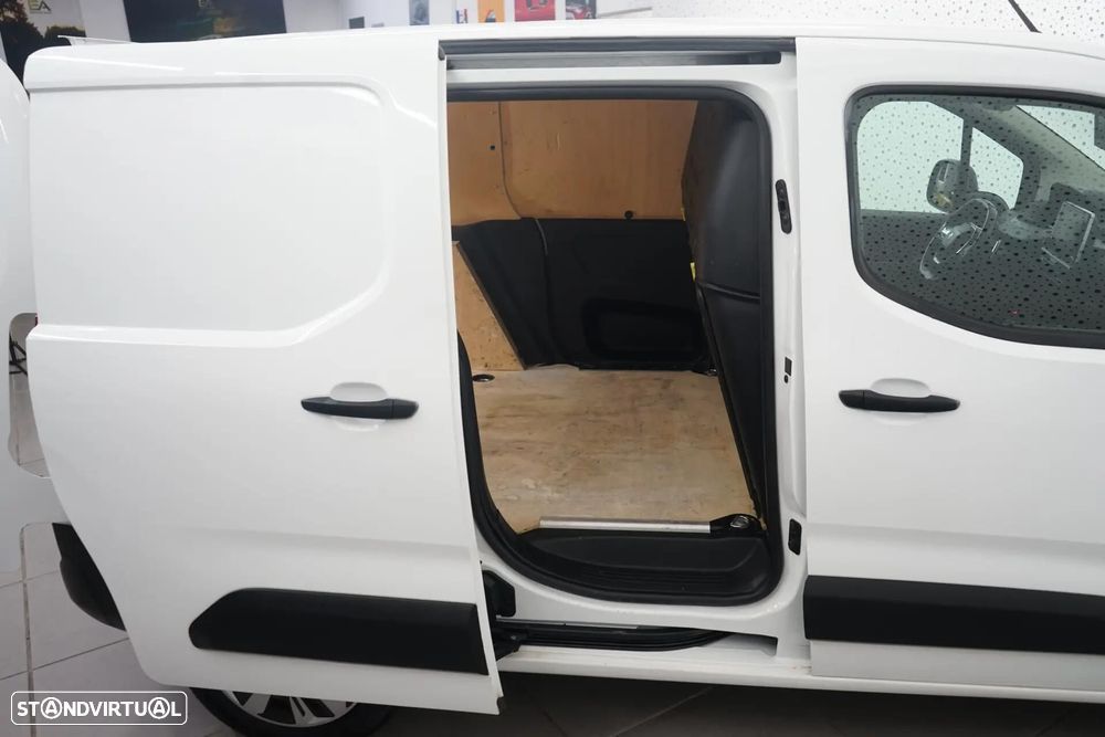 Peugeot Partner 1.5 Blue-HDI Asphalt L1 EAT8 - 41