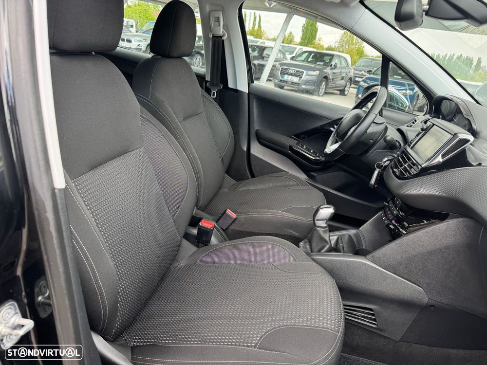 Peugeot 208 1.6 BlueHDi Allure - 11