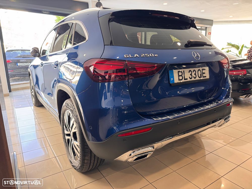 Mercedes-Benz GLA 250 e Progressive - 4