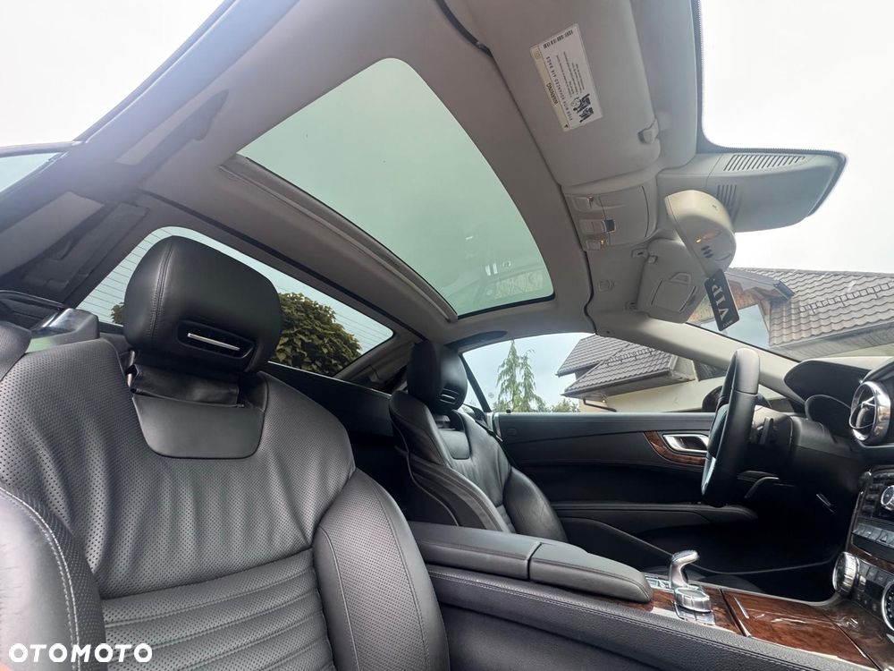 Mercedes-Benz SL 500 7G-TRONIC - 15