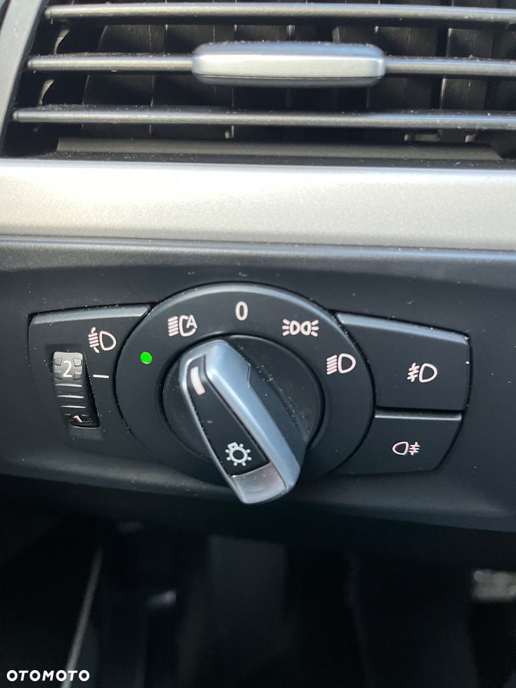 BMW Seria 3 320i Edition Lifestyle - 19