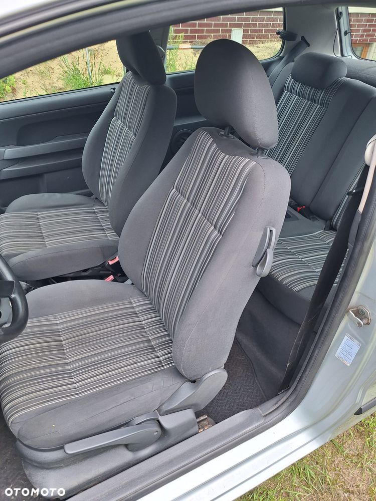 Volkswagen Fox 1.2 - 11