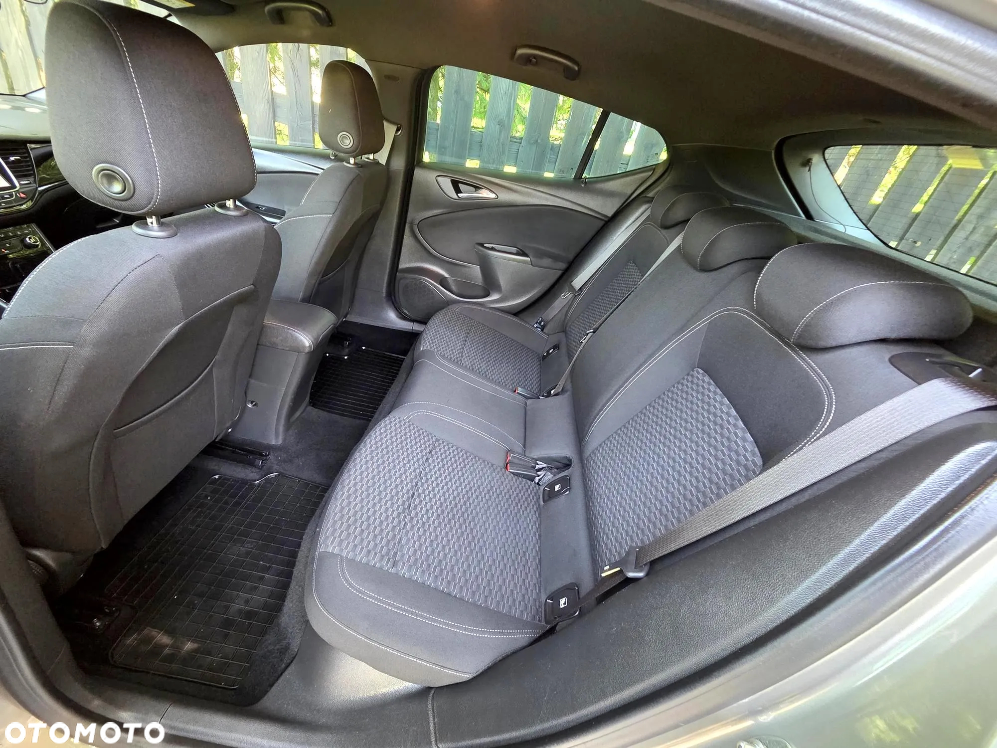 Opel Astra V 1.4 T Elite - 27