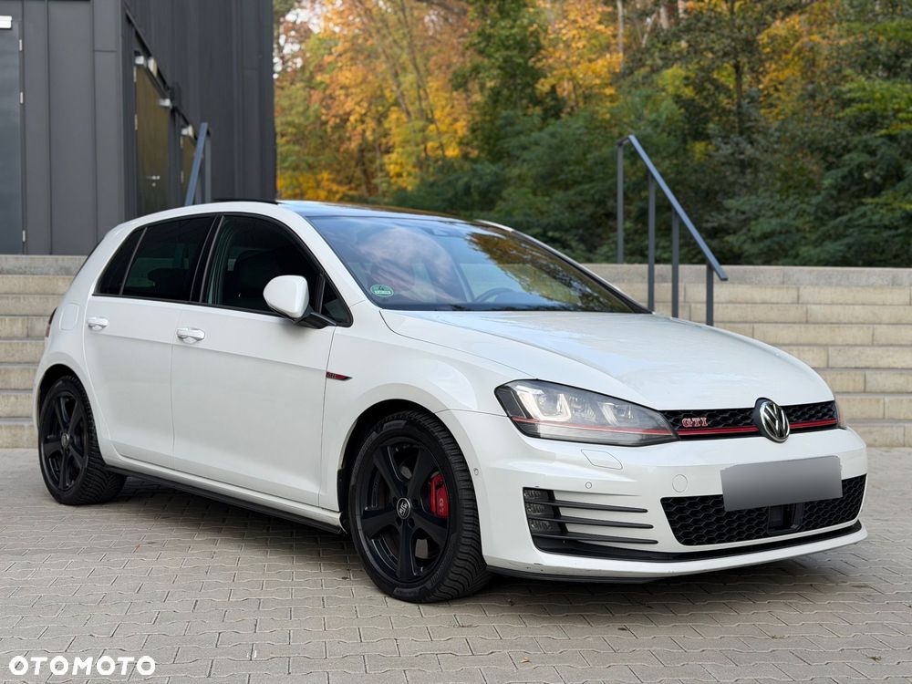 Volkswagen Golf GTI Performance BlueMotion Technology DSG - 5
