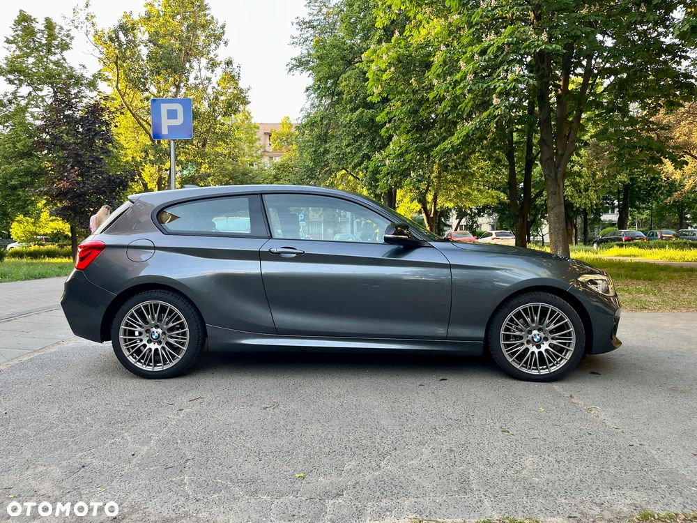 BMW Seria 1 120i - 4