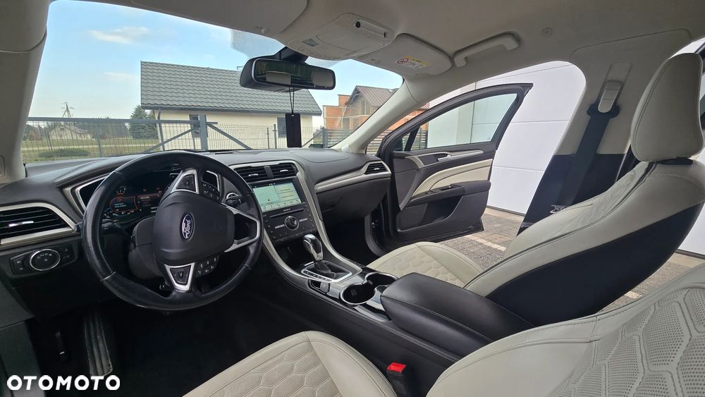 Ford Mondeo - 15