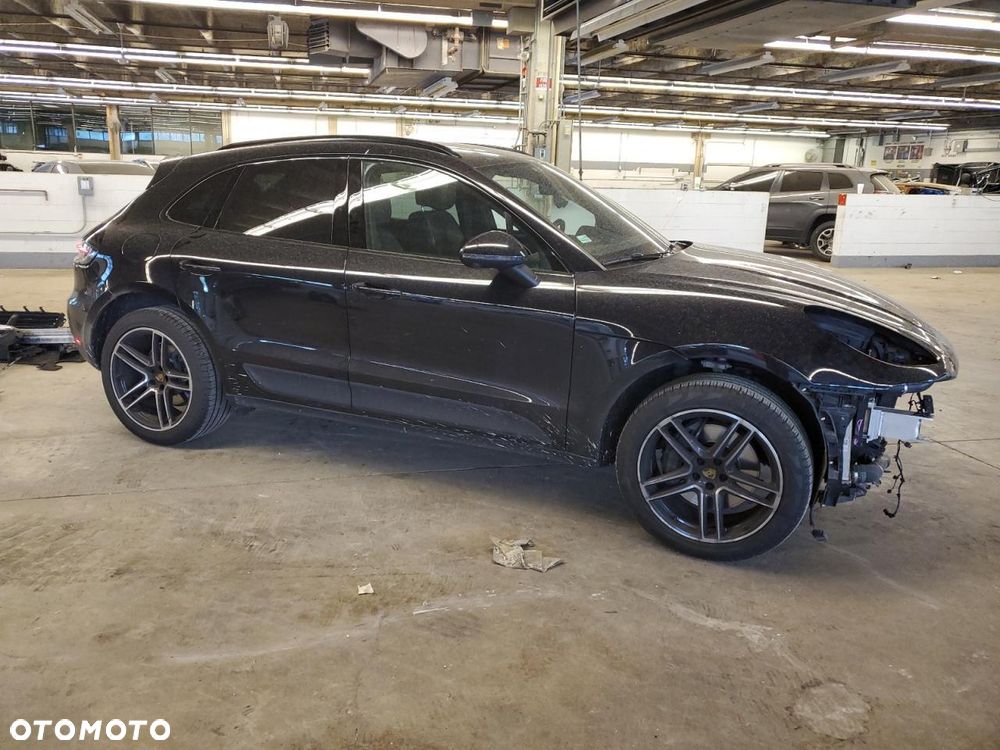 Porsche Macan S - 34
