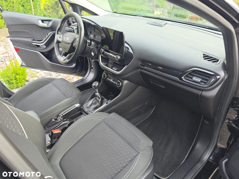 Ford Fiesta 1.0 EcoBoost S&S TITANIUM - 21