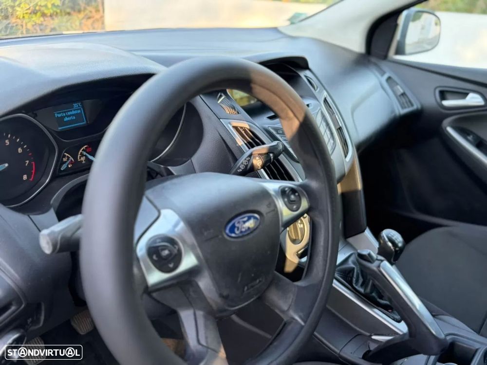 Ford Focus SW 1.0 EcoBoost Business - 6