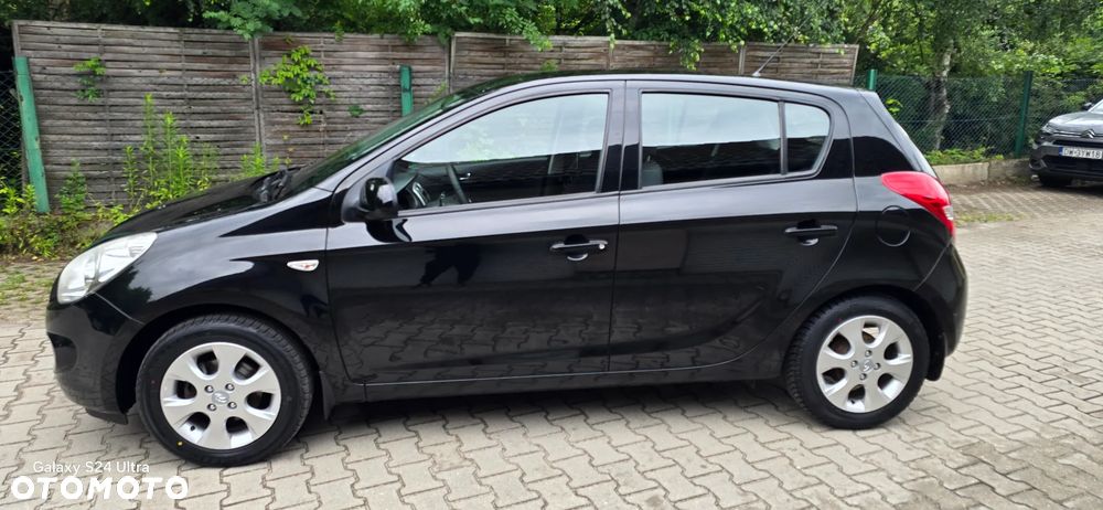 Hyundai i20 1.2 Classic + - 6