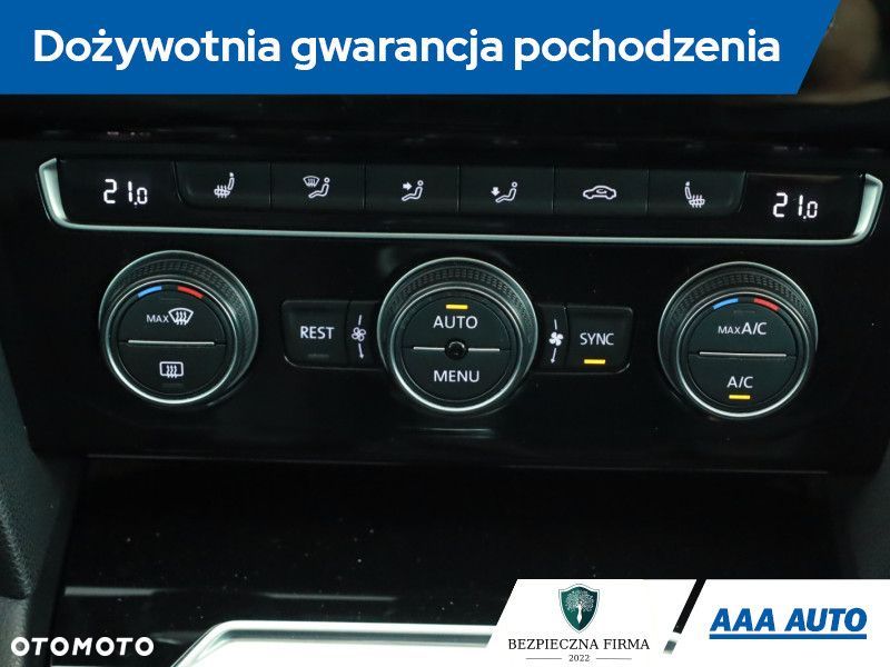 Volkswagen Passat Variant - 12