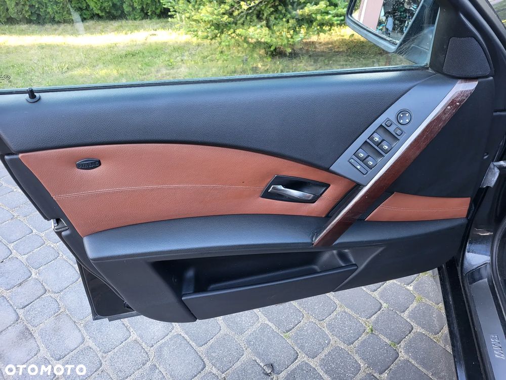 BMW Seria 5 - 15