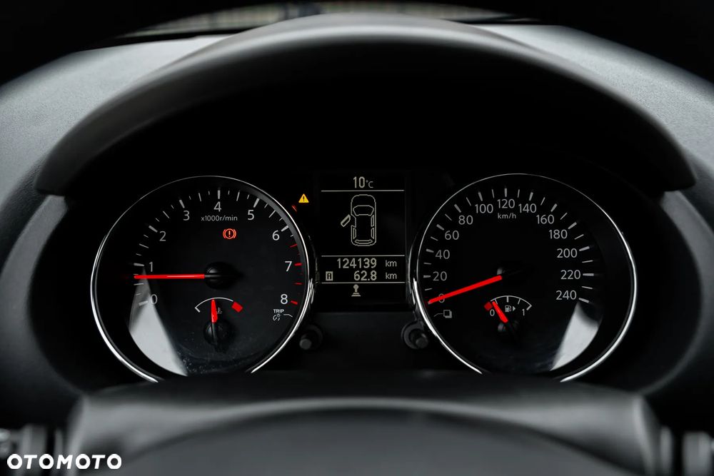 Nissan Qashqai 2.0 4x4 360 - 31