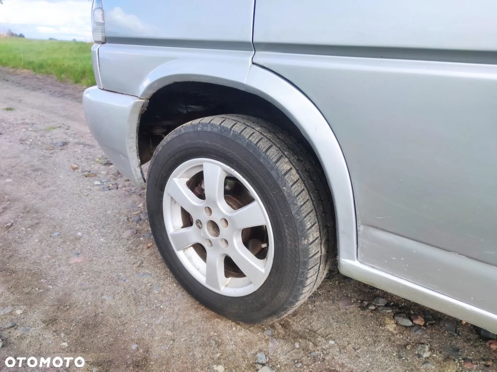 Volkswagen Multivan - 20