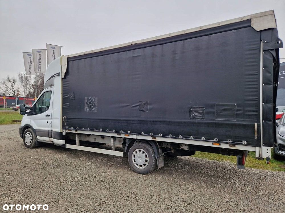 Ford transit Trend - 5